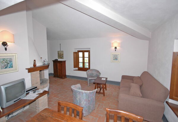 Fornacino: Esszimmer, Küche, Wohnzimmer