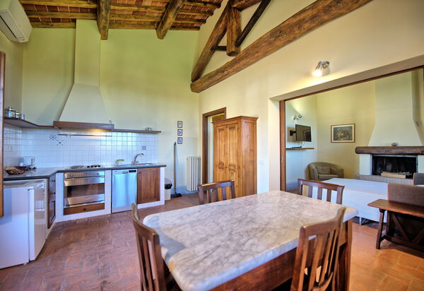 Fornacino: Esszimmer, Küche