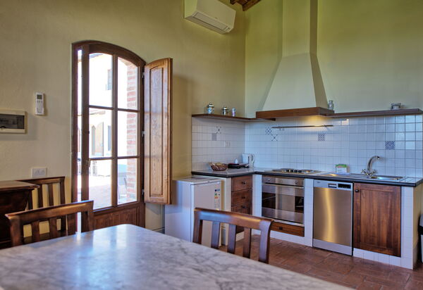 Fornacino: Esszimmer, Küche