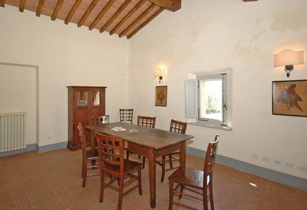 Brunello: Столовая