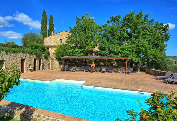 Brunello: бассейн, Открытый, Сад