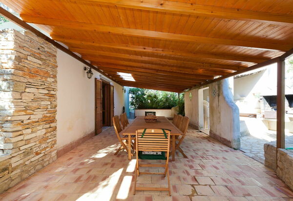 Villa Erice: Открытый