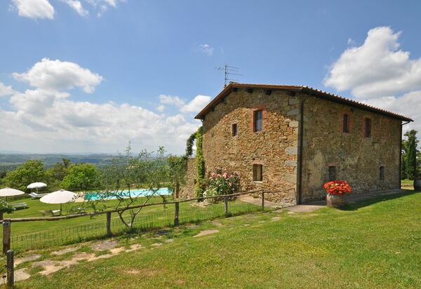 Podere Orietta: Сад, Экстерьеры