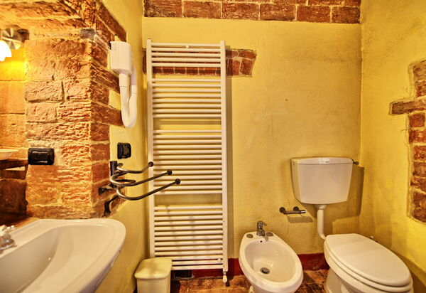 Podere Orietta: Ванная комната