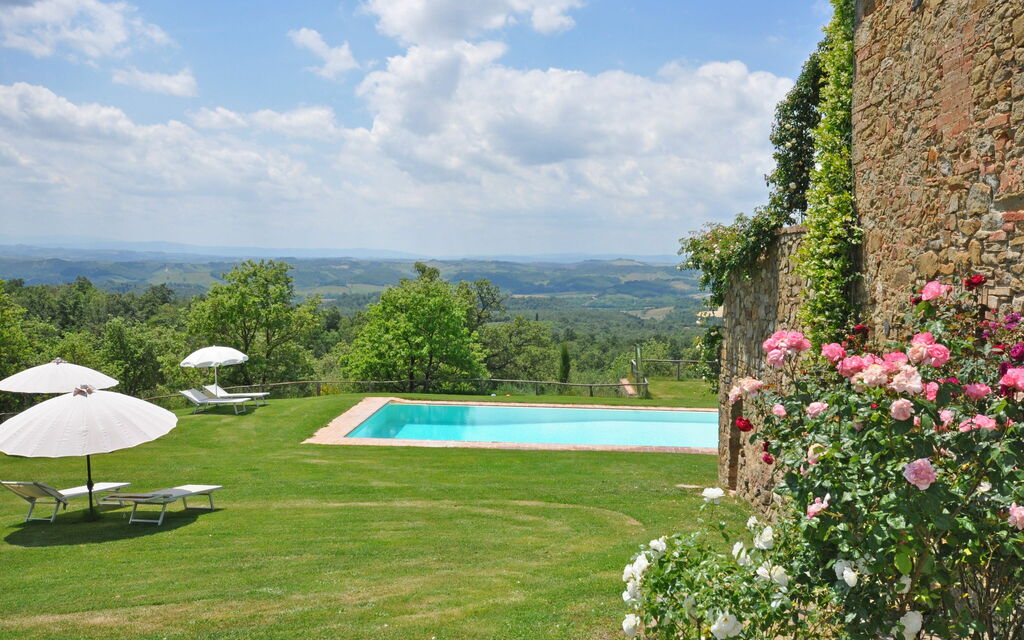 Podere Orietta: Esterni, Giardino, Piscina