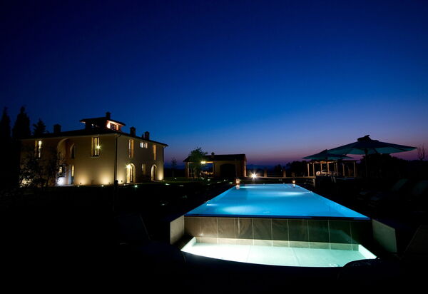 Villa Insoglio: Outdoor, Scenic View