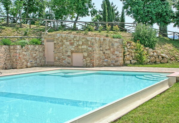 Le Fonti: Pool