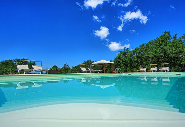 San Donato: бассейн