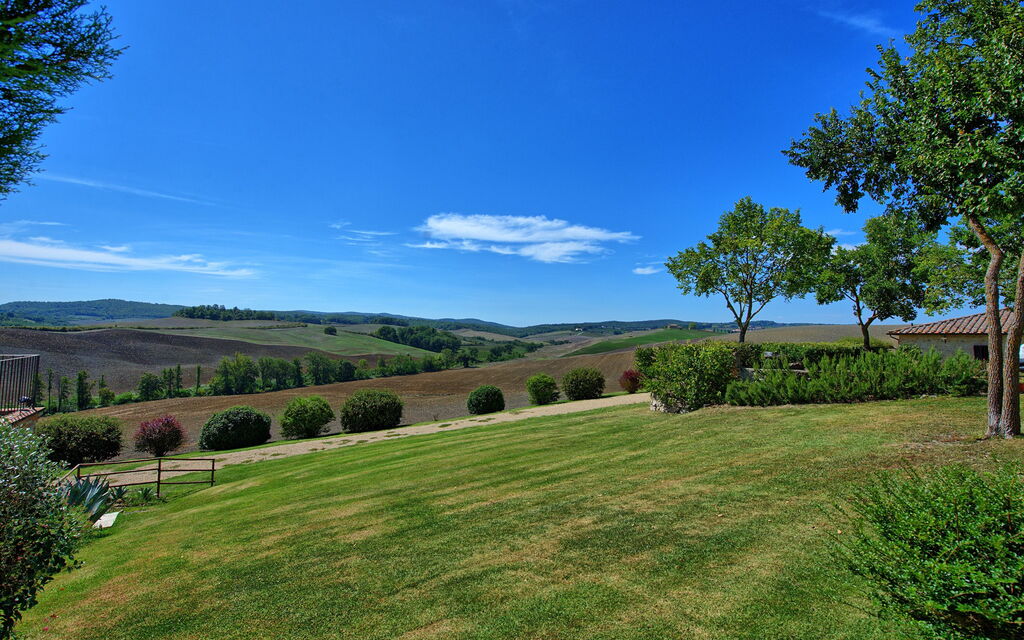 San Donnino: Draussen, Garten