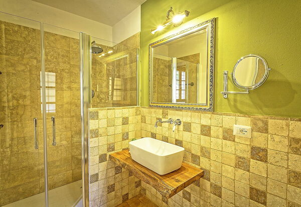 Villa Amadeo: Bathroom