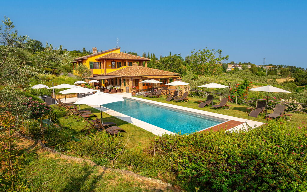 Villa Amadeo: Buitenkanten, Buitenshuis, Keer bekeken, Tuin, Zomer, zwembad
