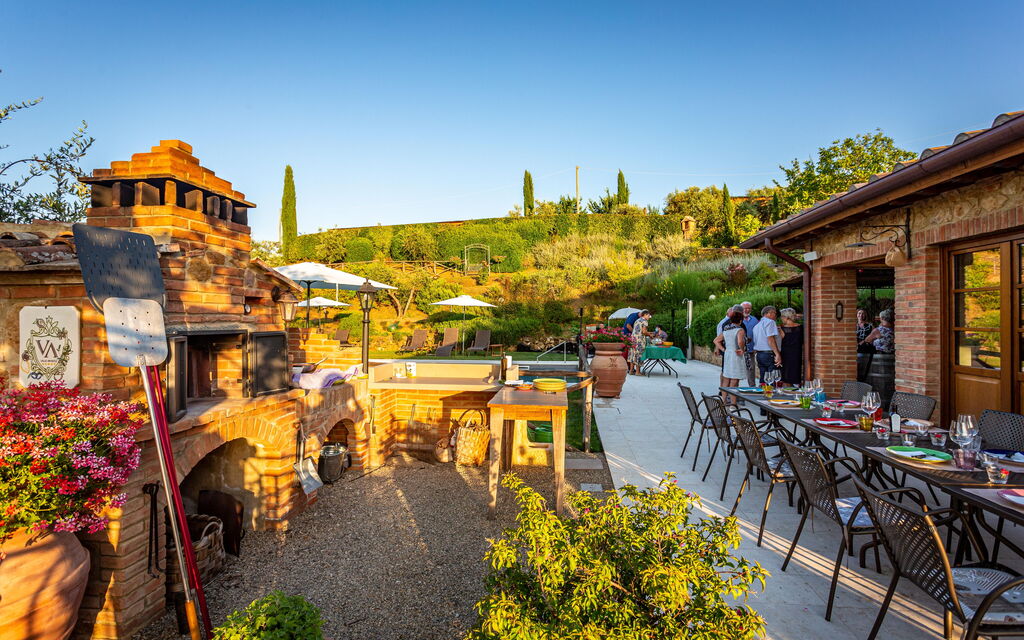 Villa Amadeo: Balkon / terras / patio, Buitenkanten, Buitenshuis