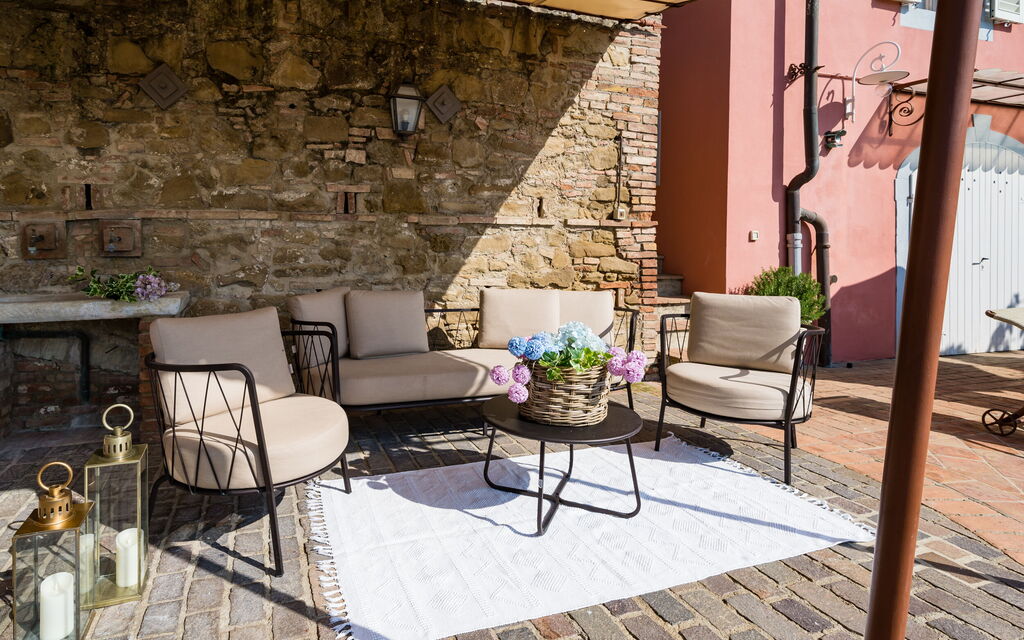 Villa Angelica: Außen, Draussen