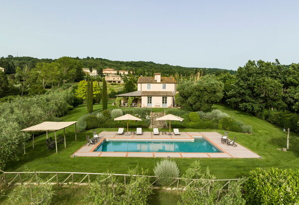 Villa Danilo: бассейн, Взгляды, Открытый, Сад, Экстерьеры