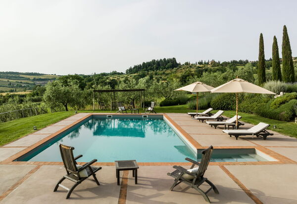 Villa Danilo: бассейн, Взгляды, Открытый, Сад, Экстерьеры