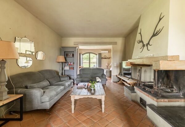 Villa Danilo: Гостиная