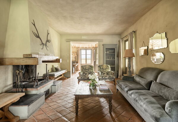 Villa Danilo: Гостиная