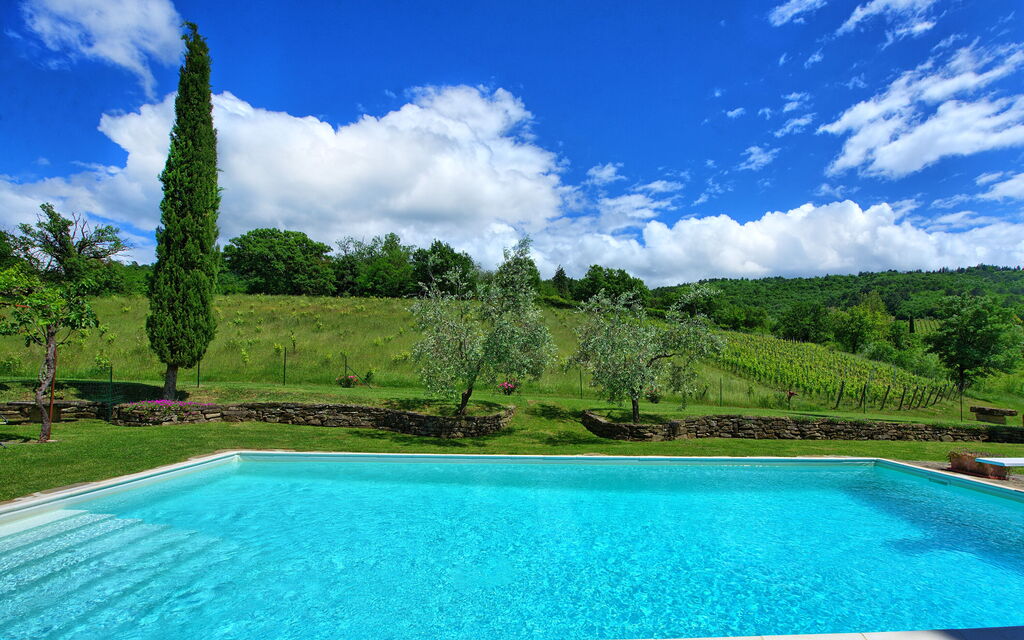 Villa Lo Scoiattolo: all'aperto, Giardino, Piscina
