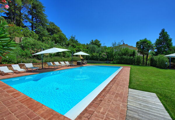 Casa Lucia: Garten, Schwimmbad