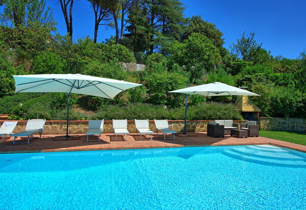 Casa Lucia: Schwimmbad