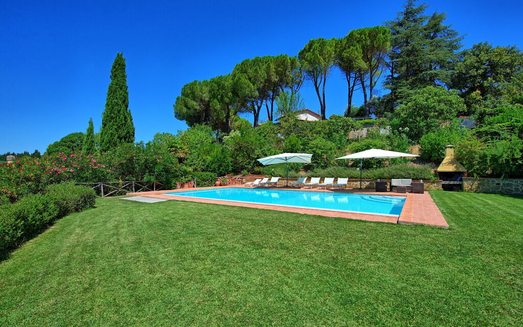 Casa Lucia: Garden, Pool