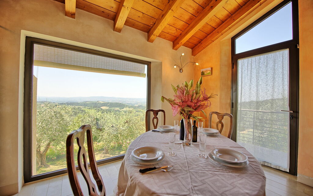 Casa Lucia: Dining Room, Kitchen