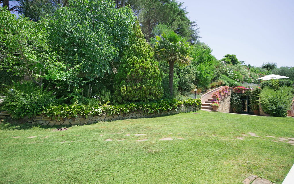 Casa Lucia: Garden, Outdoor