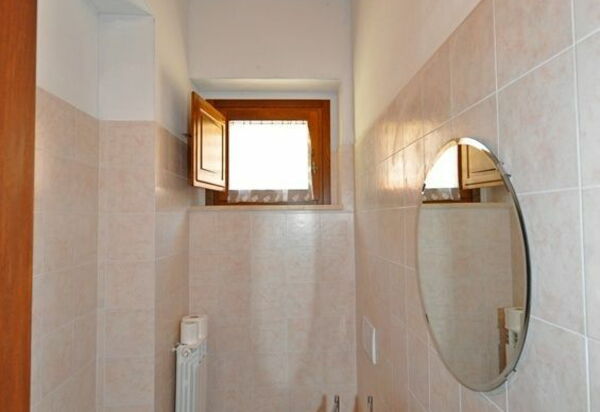 Pienza: Ванная комната