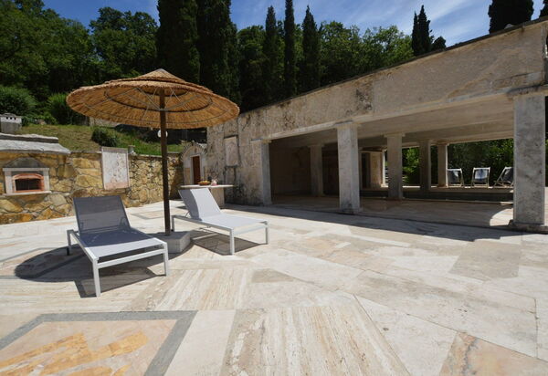 Le Querciolaie: Draussen