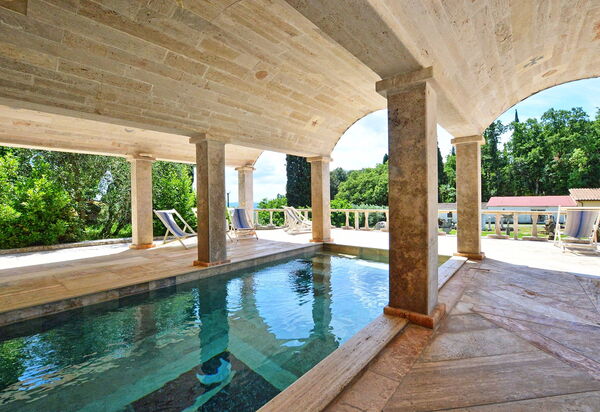 Le Querciolaie: Schwimmbad