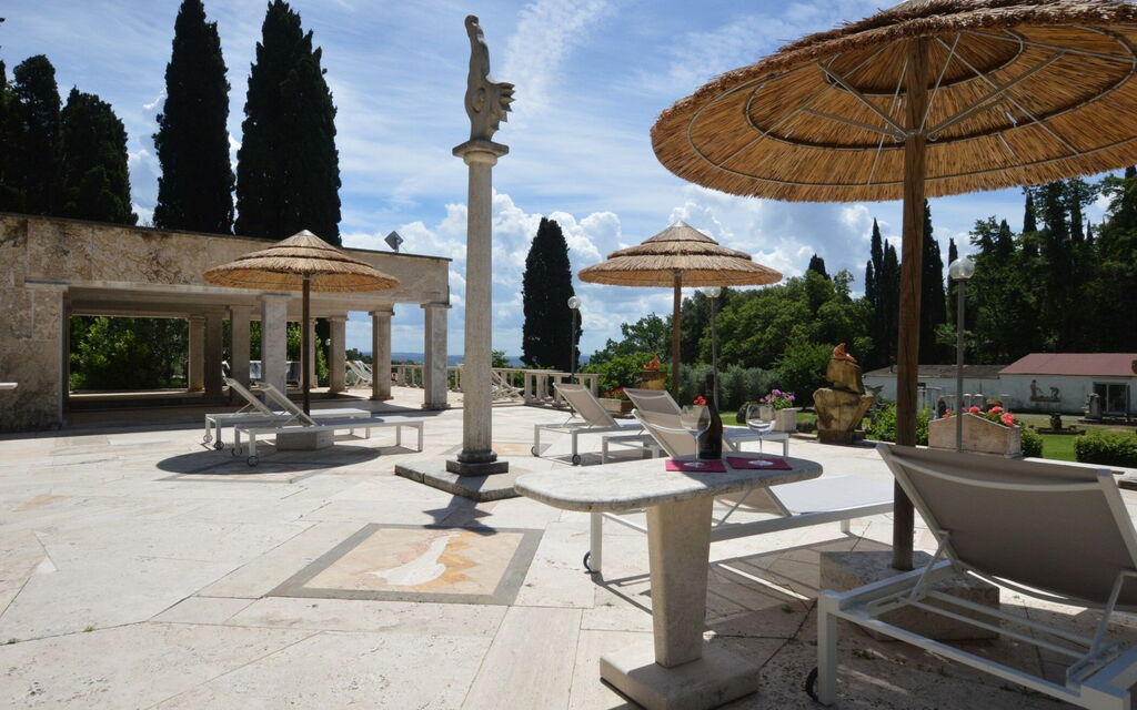 Le Querciolaie: all'aperto