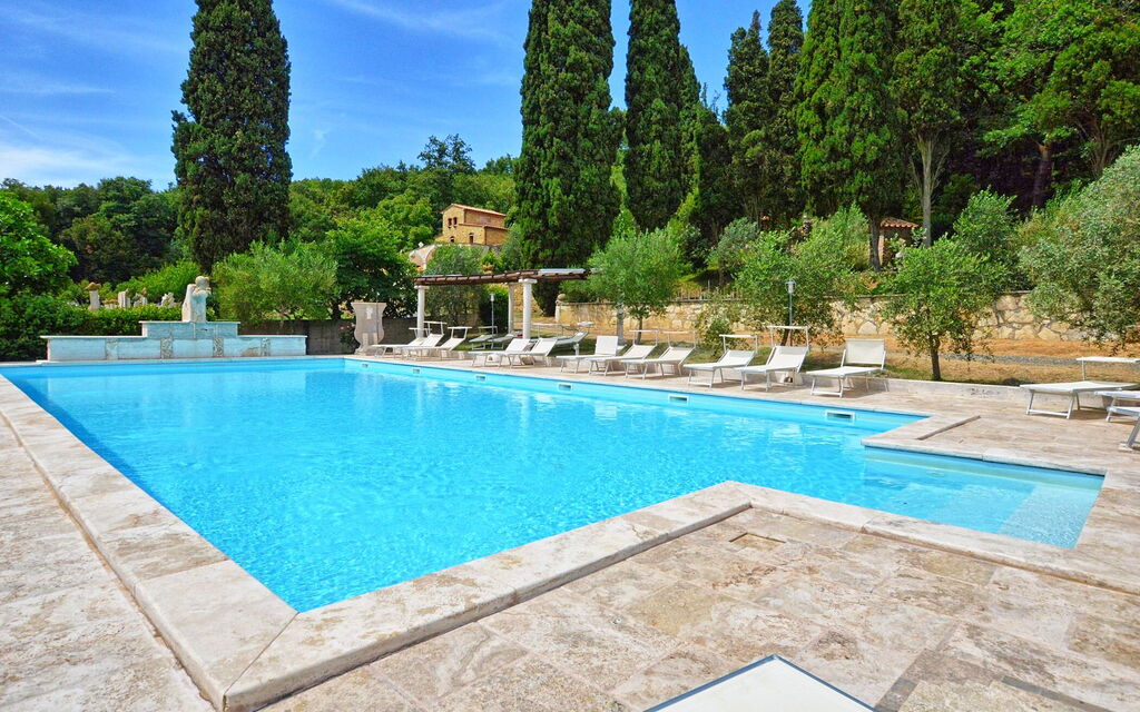 Le Querciolaie: Piscina