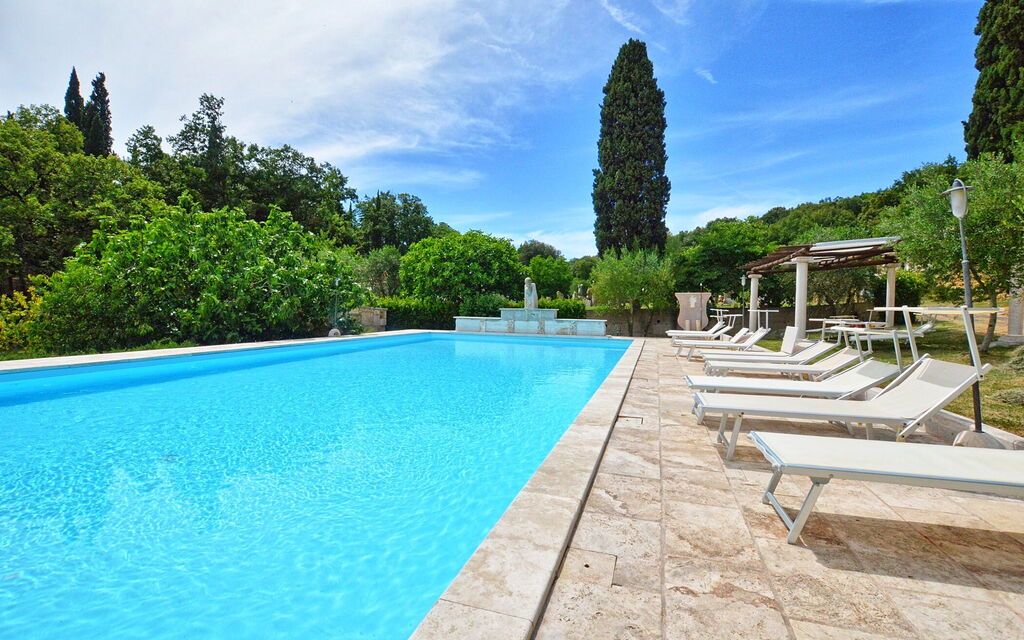 Le Querciolaie: Piscina