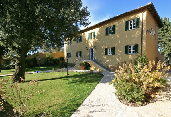 Dante: Сад, Экстерьеры