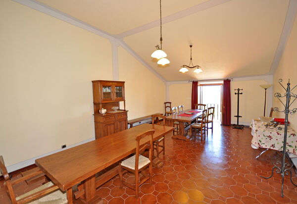 Dante: Столовая