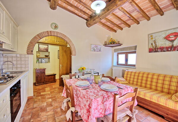 Il Salice: Frokostlokale, Køkken, Stue