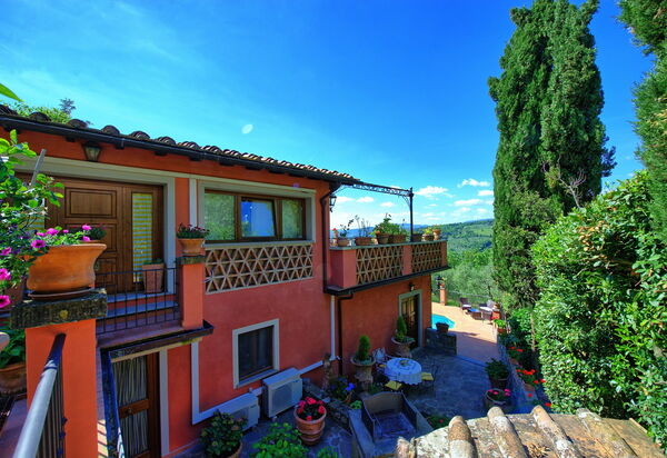 Casa Vania: Außen, Draussen