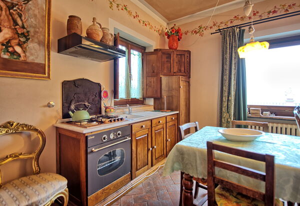 Casa Vania: Esszimmer, Küche