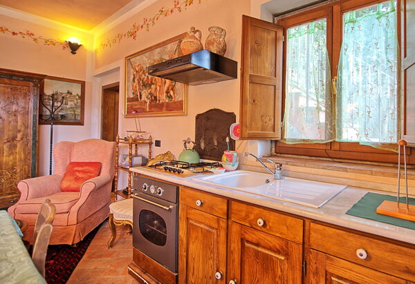 Casa Vania: Esszimmer, Küche