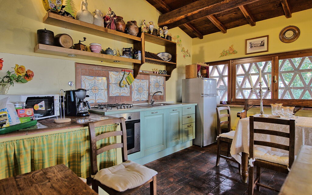 Casa Vania: Dining Room, Kitchen