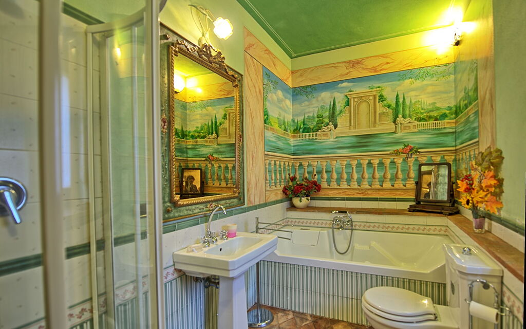 Casa Vania: Bathroom