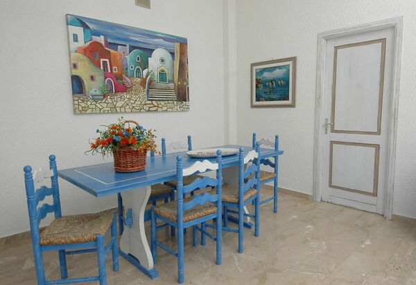 Villa Contrada: Salle à manger, Salon