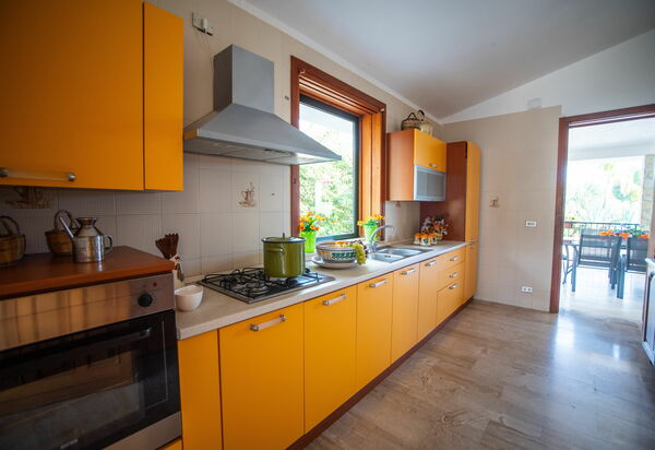 Villa Contrada: Cuisine