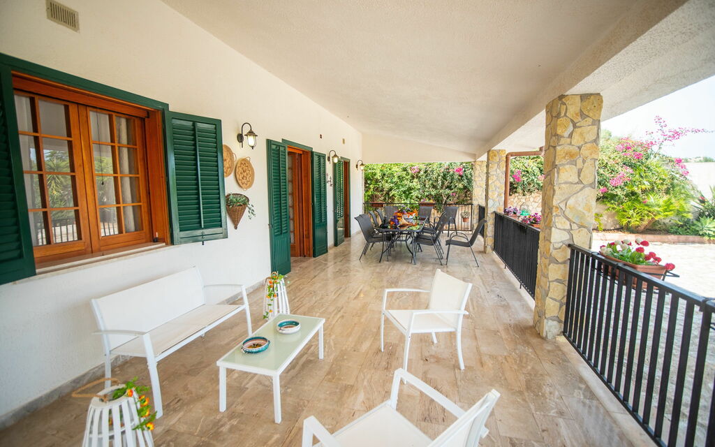 Villa Contrada: Altan / terrasse / gårdhave, Udendørs