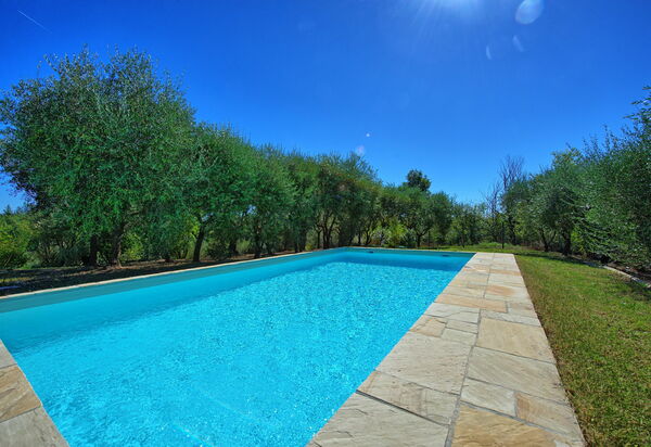 Casa Cipressi: бассейн