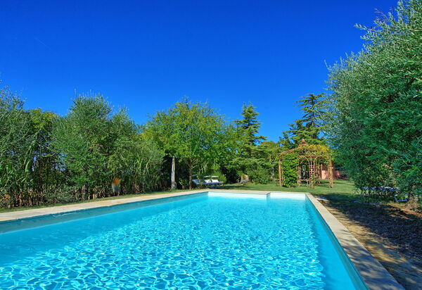 Casa Cipressi: бассейн