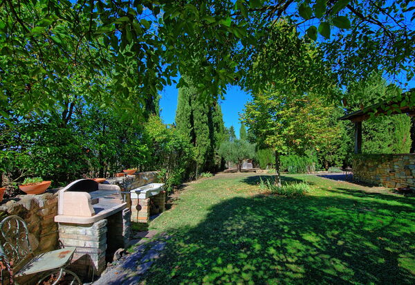 Casa Cipressi: Сад