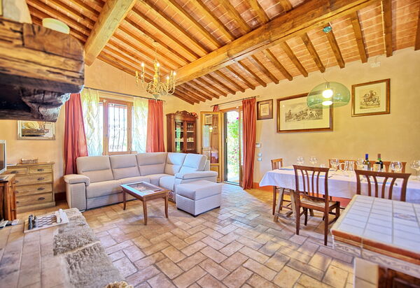 Casa Cipressi: Гостиная, Столовая