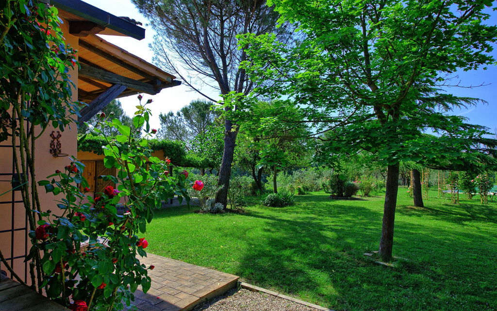 Casa Cipressi: Garden