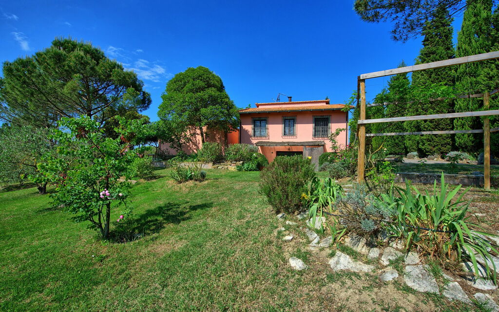 Casa Cipressi: Garden